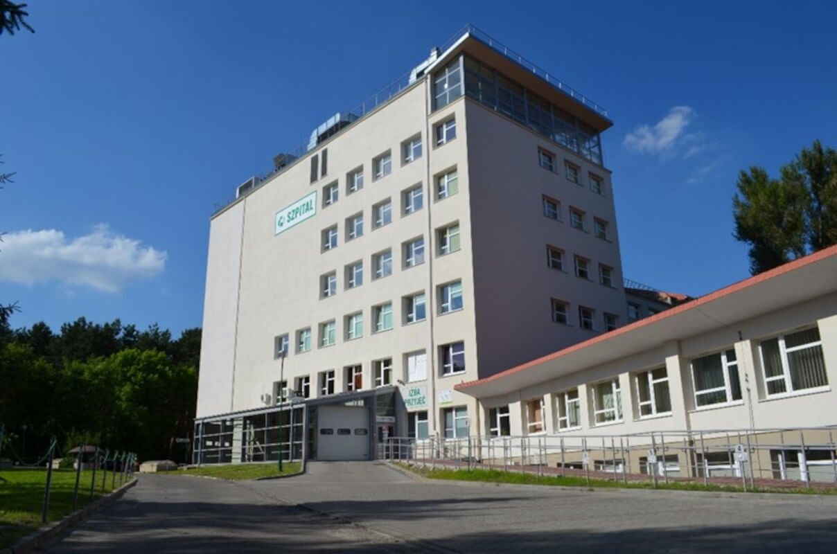 Budynek szpitala im. Prof. Adama Grucy CMKP w Otwocku